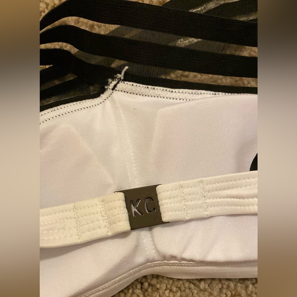 Swim top - Picture 3 of 4